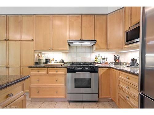 1259 Glenashton Drive, Oakville, ON - Indoor Photo Showing Kitchen