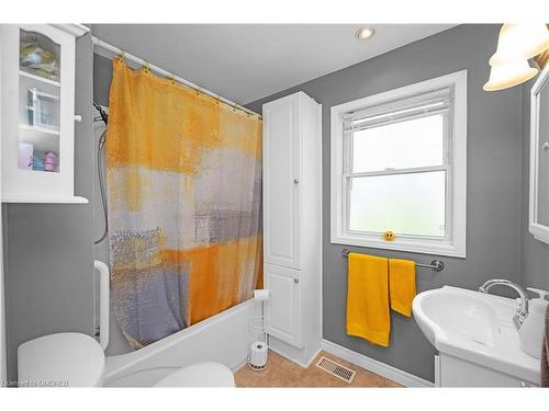 265 Dovercourt Road, Fort Erie, ON - Indoor Photo Showing Bathroom