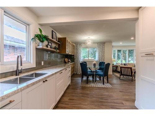 17 Woodsview Avenue, Grimsby, ON - Indoor Photo Showing Kitchen With Double Sink