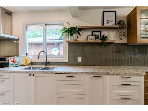 17 Woodsview Avenue, Grimsby, ON - Indoor Photo Showing Kitchen With Double Sink