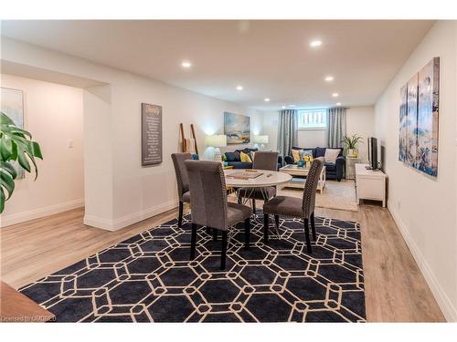 17 Woodsview Avenue, Grimsby, ON - Indoor Photo Showing Dining Room