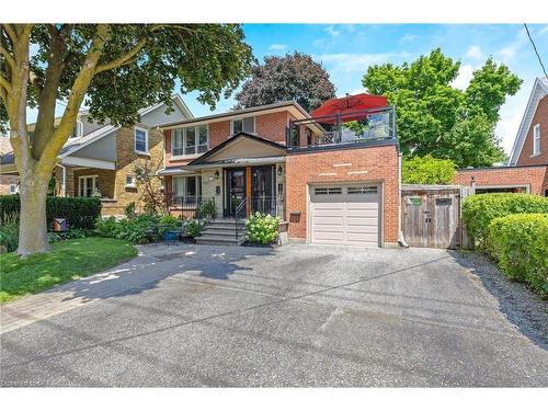 34 Elizabeth Street S, Brampton, ON - Outdoor With Facade