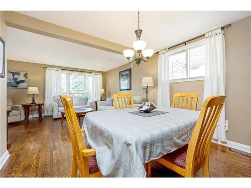 34 Elizabeth Street S, Brampton, ON - Indoor Photo Showing Dining Room