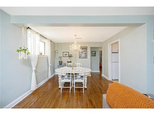 34 Elizabeth Street S, Brampton, ON - Indoor Photo Showing Dining Room