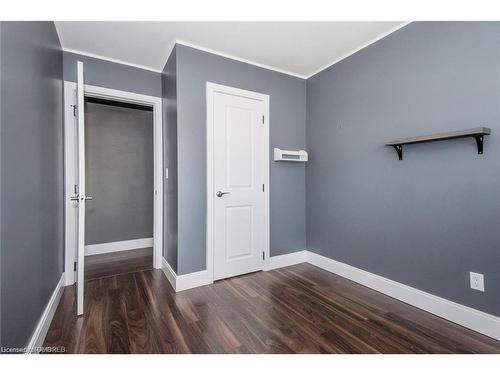 1801 Biscayne Drive, Cambridge, ON - Indoor Photo Showing Other Room