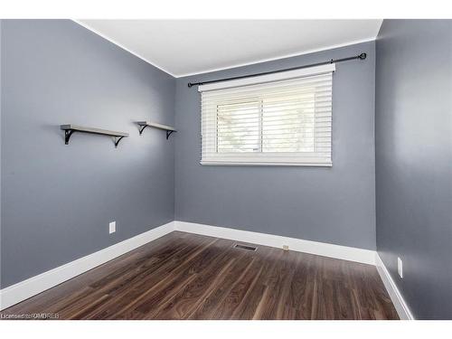 1801 Biscayne Drive, Cambridge, ON - Indoor Photo Showing Other Room