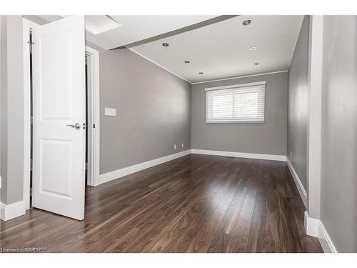 1801 Biscayne Drive, Cambridge, ON - Indoor Photo Showing Other Room