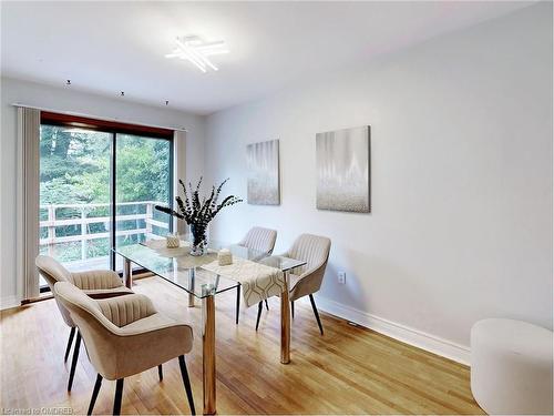 109 East 11Th Street, Hamilton, ON - Indoor Photo Showing Dining Room