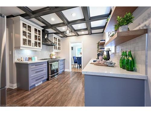 179 Townsend Avenue, Burlington, ON - Indoor Photo Showing Kitchen With Upgraded Kitchen