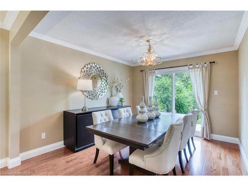 234 Spring Garden Road, Oakville, ON - Indoor Photo Showing Dining Room