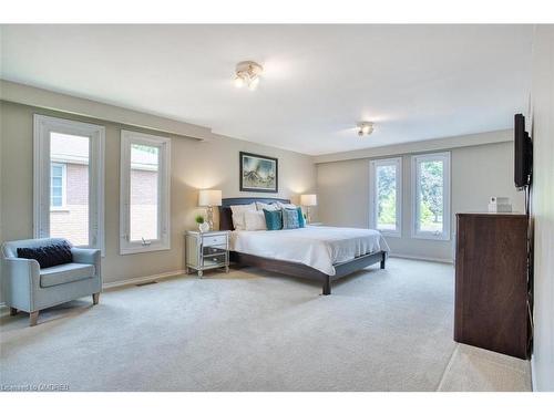 234 Spring Garden Road, Oakville, ON - Indoor Photo Showing Bedroom