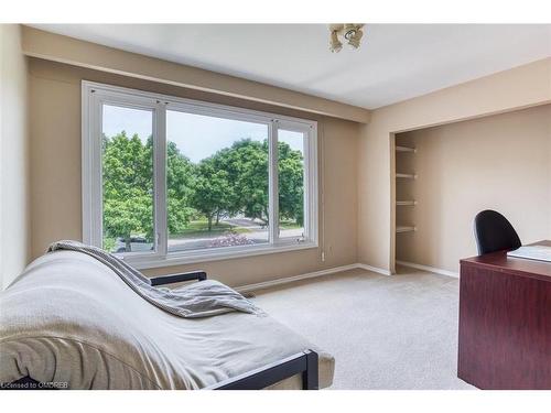 234 Spring Garden Road, Oakville, ON - Indoor Photo Showing Bedroom