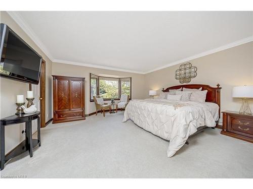 37 Heslop Court, Halton Hills, ON - Indoor Photo Showing Bedroom