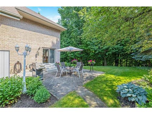 37 Heslop Court, Halton Hills, ON - Outdoor