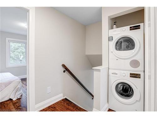 625 Braemore Road, Burlington, ON - Indoor Photo Showing Laundry Room