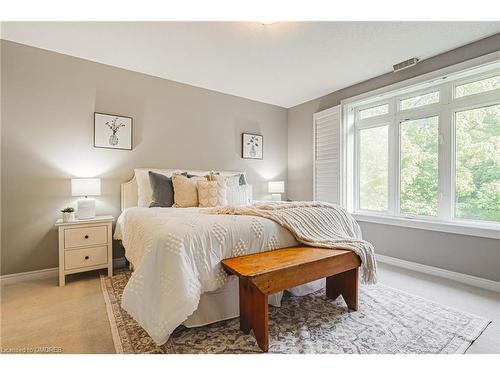 302-443 Centennial Forest Drive, Milton, ON - Indoor Photo Showing Bedroom