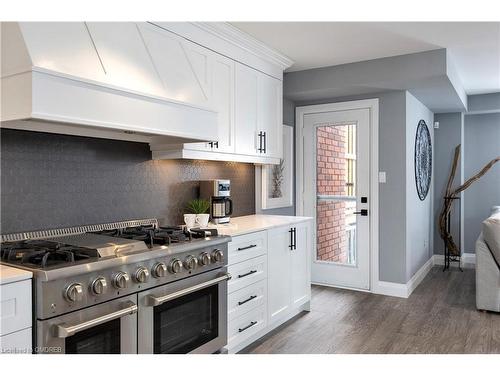 2042 Springdale Road, Oakville, ON - Indoor Photo Showing Kitchen