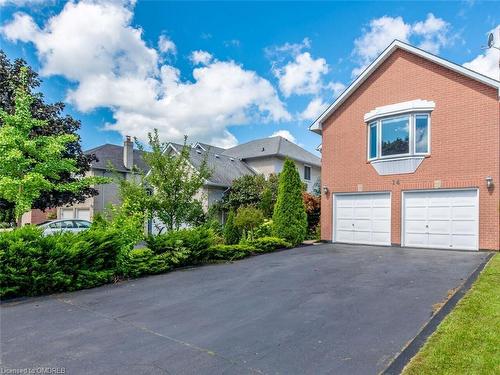 14 Pompano Court, Hamilton, ON - Outdoor