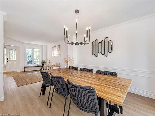 14 Pompano Court, Hamilton, ON - Indoor Photo Showing Dining Room