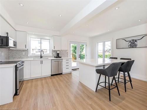 14 Pompano Court, Hamilton, ON - Indoor Photo Showing Kitchen With Stainless Steel Kitchen With Upgraded Kitchen