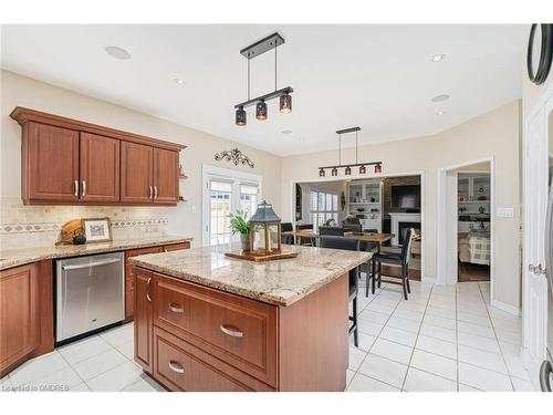 15219 Argyll Road, Georgetown, ON - Indoor Photo Showing Kitchen