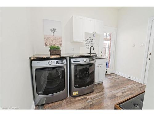 15219 Argyll Road, Georgetown, ON - Indoor Photo Showing Laundry Room