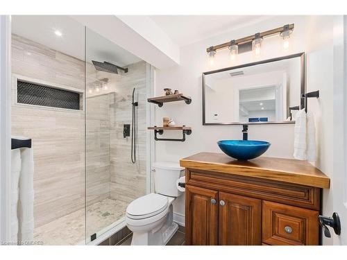 15219 Argyll Road, Georgetown, ON - Indoor Photo Showing Bathroom