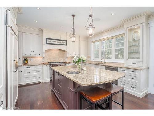 80 Cox Drive, Oakville, ON - Indoor Photo Showing Kitchen With Upgraded Kitchen