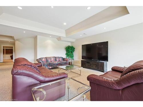 6320 East West Garafraxa Townline, Belwood, ON - Indoor Photo Showing Living Room