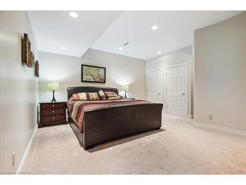 6320 East West Garafraxa Townline, Belwood, ON - Indoor Photo Showing Bedroom