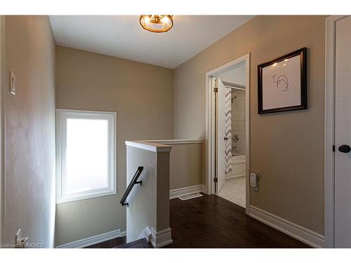 583 Turner Drive, Burlington, ON - Indoor Photo Showing Other Room