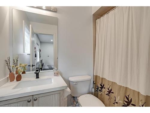 2240 Pine Glen Road, Oakville, ON - Indoor Photo Showing Bathroom