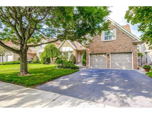 1301 Mapleridge Crescent, Oakville, ON - Outdoor With Facade