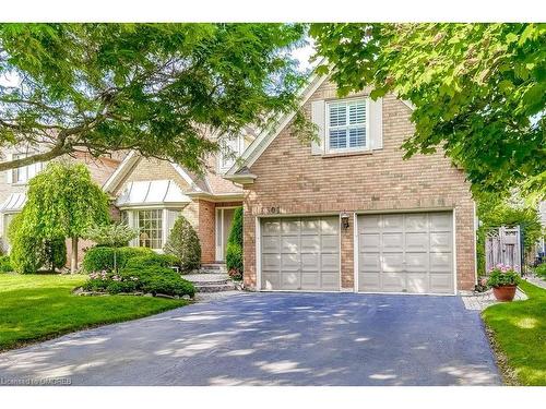 1301 Mapleridge Crescent, Oakville, ON - Outdoor With Facade