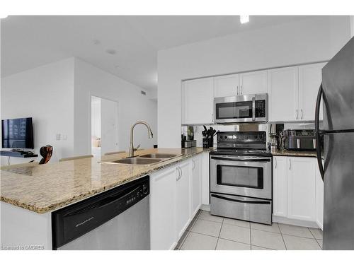 2806-388 Prince Of Wales Drive, Mississauga, ON - Indoor Photo Showing Kitchen With Double Sink