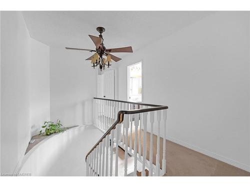 1017 Oak Meadow Road, Oakville, ON - Indoor Photo Showing Other Room