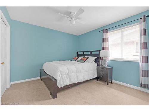 1017 Oak Meadow Road, Oakville, ON - Indoor Photo Showing Bedroom