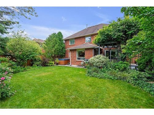 1017 Oak Meadow Road, Oakville, ON - Outdoor