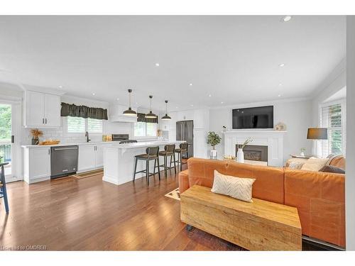 4499 Rogers Road, Burlington, ON - Indoor Photo Showing Living Room With Fireplace