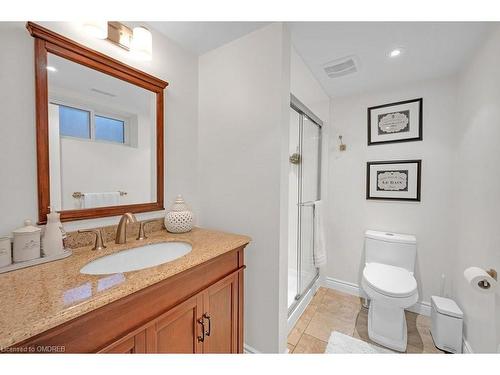 4499 Rogers Road, Burlington, ON - Indoor Photo Showing Bathroom