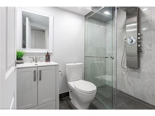 28 Bramcedar Crescent, Brampton, ON - Indoor Photo Showing Bathroom