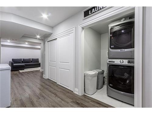 28 Bramcedar Crescent, Brampton, ON - Indoor Photo Showing Laundry Room