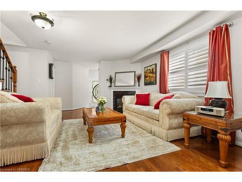 631 Summer Park Crescent, Mississauga, ON - Indoor Photo Showing Living Room With Fireplace