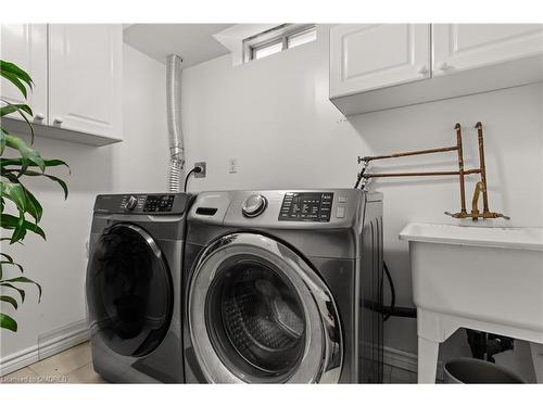 631 Summer Park Crescent, Mississauga, ON - Indoor Photo Showing Laundry Room