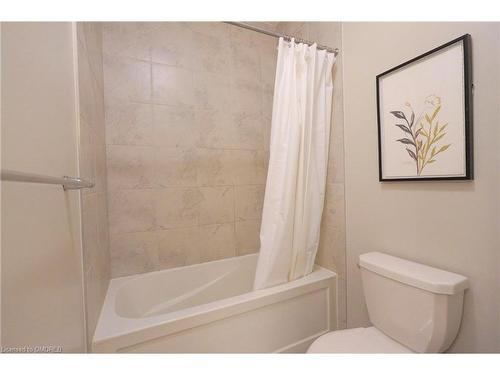 3185 Mintwood Circle Circle, Oakville, ON - Indoor Photo Showing Bathroom