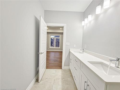 19 Tracy Drive, Chatham-Kent, ON - Indoor Photo Showing Bathroom