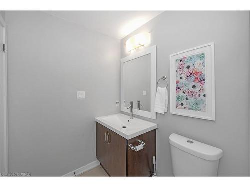 40 Aldgate Avenue, Stoney Creek, ON - Indoor Photo Showing Bathroom