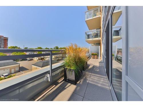 406-2025 Maria Street, Burlington, ON - Outdoor With Balcony With Exterior