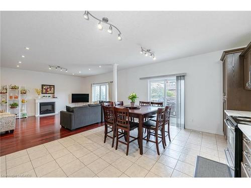 72 Hinrichs Crescent, Cambridge, ON - Indoor