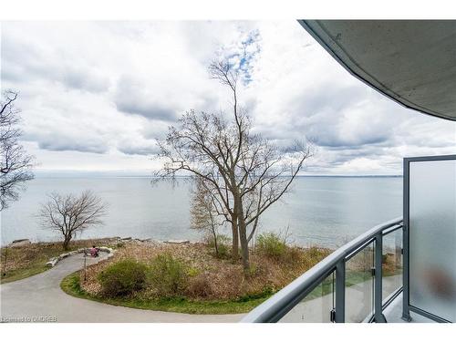 327-3500 Lakeshore Rd W, Oakville, ON - Outdoor With Body Of Water With Balcony With View